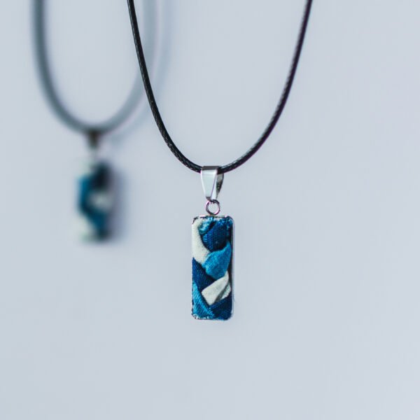 Hand Woven Indigo Dyed Fabric Ethnic Retro Style Necklace - 图片 3